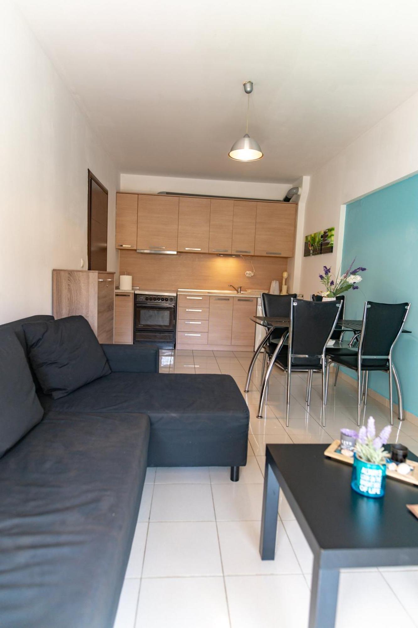 Fantastic Apartment In The Center อเล็กซานโดรโพลิส ภายนอก รูปภาพ